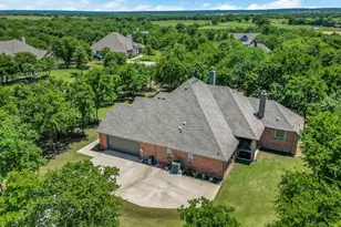 330 Timbers Cir, Poolville, TX 76487 - Photo 7