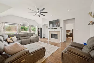 4925 Bolero Court, Fort Worth, TX 76135 - Photo 7