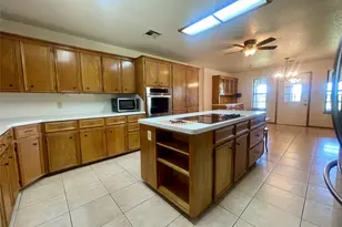 1306 Fm 1331, Thorndale, TX 76577 - Photo 5