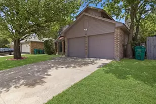 606 Lemons St, Cedar Hill, TX 75104 - Photo 3