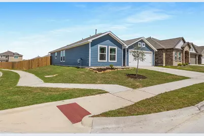 932 American Flyer Boulevard, Fort Worth, TX 76108 - Photo 3