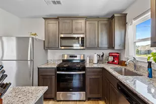 932 American Flyer Blvd, Fort Worth, TX 76108 - Photo 13