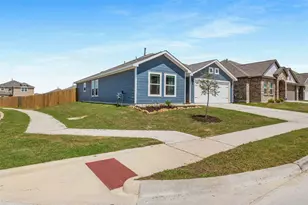 932 American Flyer Blvd, Fort Worth, TX 76108 - Photo 3