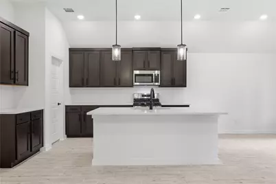 4645 Commack Drive, Fort Worth, TX 76135 - Photo 11