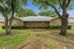 1731 Jenkins Ln, Glenn Heights, TX 75154 - Photo 1