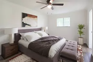 703 N Douglas Ave, Cleburne, TX 76033 - Photo 15