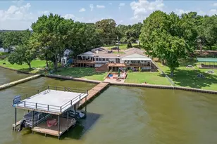 105 Blue Water Cir, Mabank, TX 75156 - Photo 3
