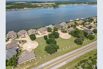 4109 Bluff View Drive, Granbury, TX 76048 - Photo 5