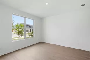 4641 Commack Dr, Fort Worth, TX 76135 - Photo 9