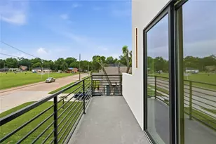 3031 Valentine St, Dallas, TX 75215 - Photo 27