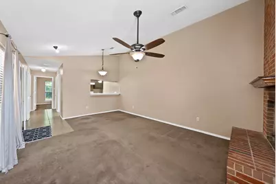 935 Cedarland Boulevard, Arlington, TX 76011 - Photo 13