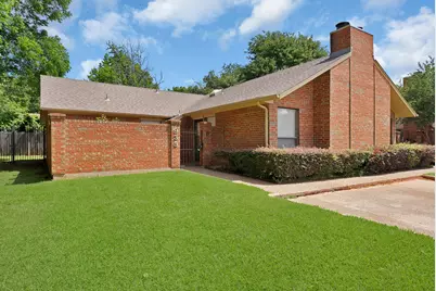 935 Cedarland Boulevard, Arlington, TX 76011 - Photo 1