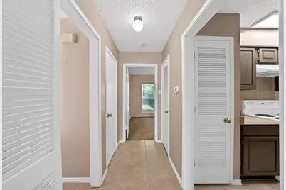 935 Cedarland Boulevard, Arlington, TX 76011 - Photo 19