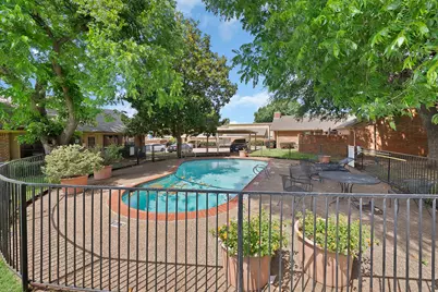 935 Cedarland Boulevard, Arlington, TX 76011 - Photo 31