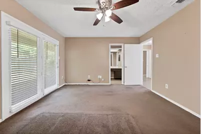 935 Cedarland Boulevard, Arlington, TX 76011 - Photo 25