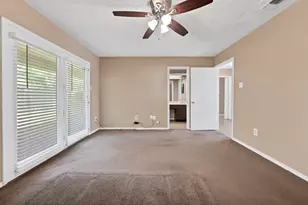 935 Cedarland Blvd, Arlington, TX 76011 - Photo 25