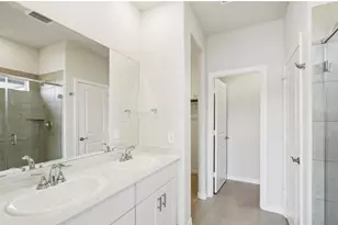 1125 Bridgwalk Dr, McKinney, TX 75071 - Photo 5