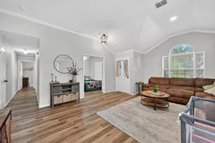 3208 Cliff Oaks Dr, Corinth, TX 76210 - Photo 5