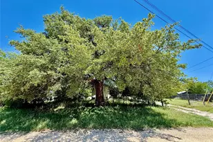 508 7th St, Hico, TX 76457 - Photo 15
