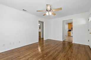 1516 Baxley St, Carrollton, TX 75006 - Photo 5