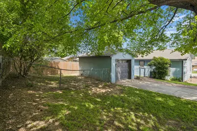 1516 Baxley Street, Carrollton, TX 75006 - Photo 11