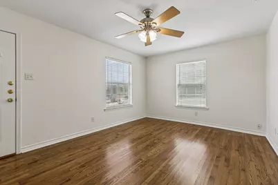 1516 Baxley Street, Carrollton, TX 75006 - Photo 3