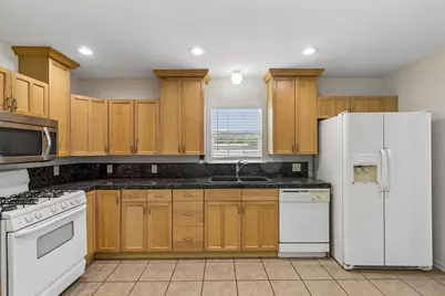 1516 Baxley Street, Carrollton, TX 75006 - Photo 7