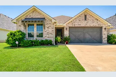 1040 Cannon Place, Paris, TX 75462 - Photo 1