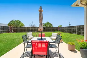 1040 Cannon Pl, Paris, TX 75462 - Photo 17