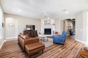 1040 Cannon Pl, Paris, TX 75462 - Photo 5