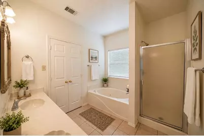 1202 Dorset Court, Arlington, TX 76001 - Photo 11