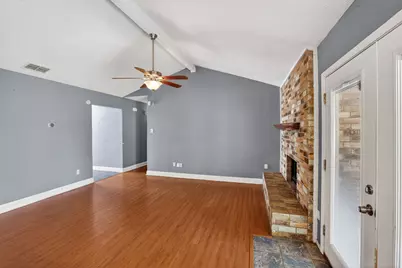 7333 Misty Meadow Drive S, Fort Worth, TX 76133 - Photo 3
