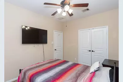 9158 Sunlight Oak Lane, Houston, TX 77070 - Photo 3