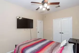9158 Sunlight Oak Ln, Houston, TX 77070 - Photo 3