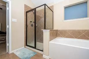9158 Sunlight Oak Ln, Houston, TX 77070 - Photo 9