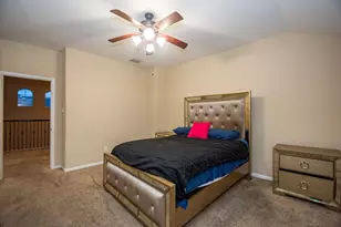9158 Sunlight Oak Ln, Houston, TX 77070 - Photo 5