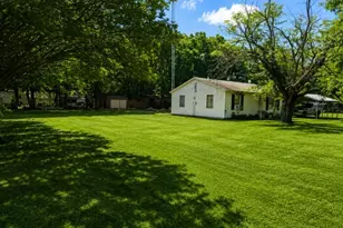 10181 Torama St, Wills Point, TX 75169 - Photo 3