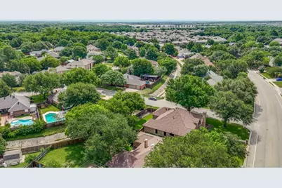 2429 E Windsor Drive, Denton, TX 76209 - Photo 35