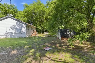 11990 Co Rd 563, Princeton, TX 75407 - Photo 19