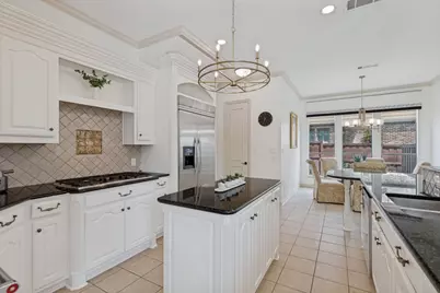 1301 Silverlake Road, McKinney, TX 75072 - Photo 9