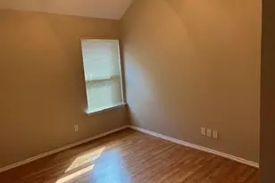 2316 Clermont Ln, Denton, TX 76205 - Photo 9