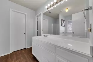 513 Crescent Creek Ln, Fort Worth, TX 76140 - Photo 25