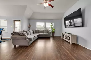 513 Crescent Creek Ln, Fort Worth, TX 76140 - Photo 21