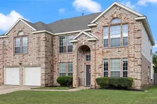 7724 Brook Meadow Ln, Fort Worth, TX 76133 - Photo 1