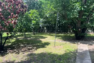 1211 Belmont St, Gainesville, TX 76240 - Photo 5