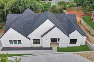 1405 Apache Ct, Joshua, TX 76058 - Photo 3