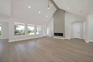 1405 Apache Ct, Joshua, TX 76058 - Photo 15