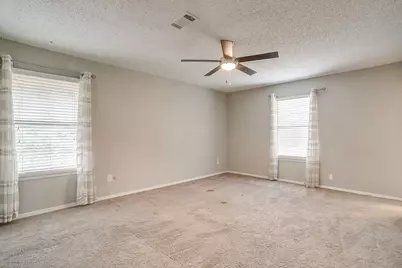 7612 Ripple Creek Court, Fort Worth, TX 76120 - Photo 19