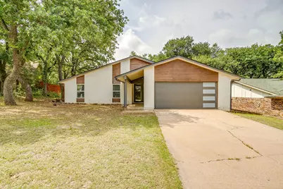 7612 Ripple Creek Court, Fort Worth, TX 76120 - Photo 3