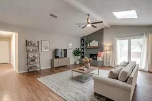 7612 Ripple Creek Ct, Fort Worth, TX 76120 - Photo 5